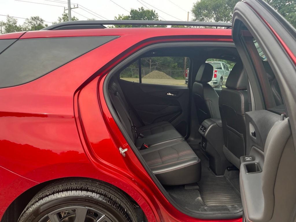 Used 2024 Chevrolet Equinox RS AWD/4WD image 31