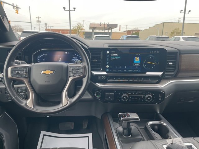 Used 2022 Chevrolet Silverado 1500 High Country image 6