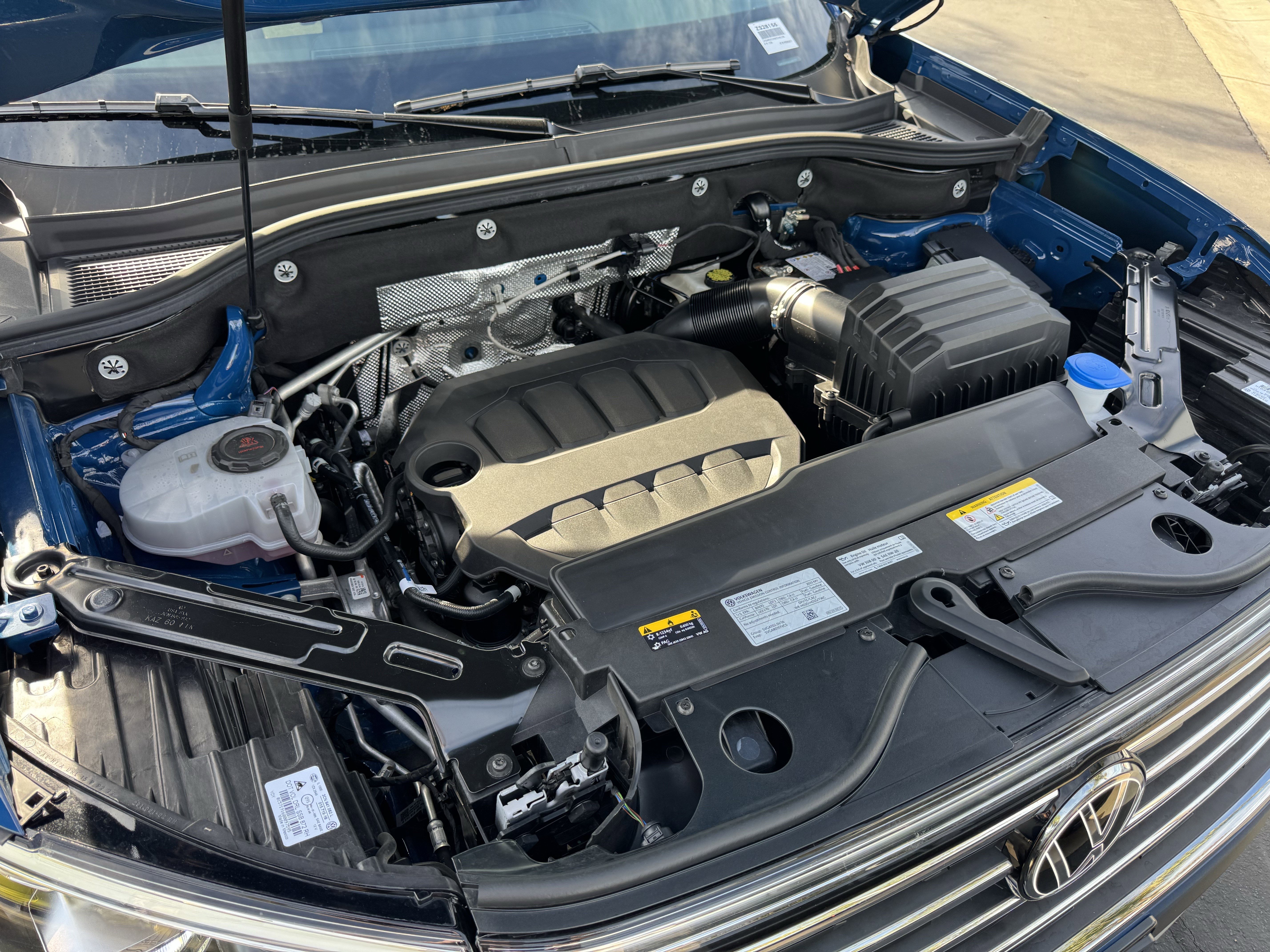 Certified 2025 Volkswagen Atlas SE image 40