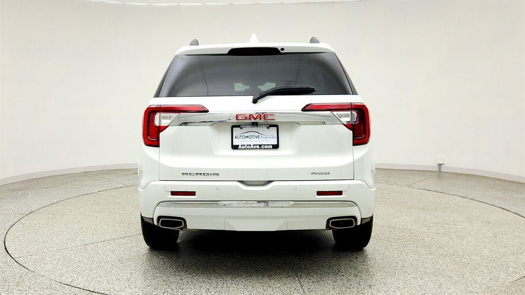 Used 2022 GMC Acadia Denali AWD/4WD image 6