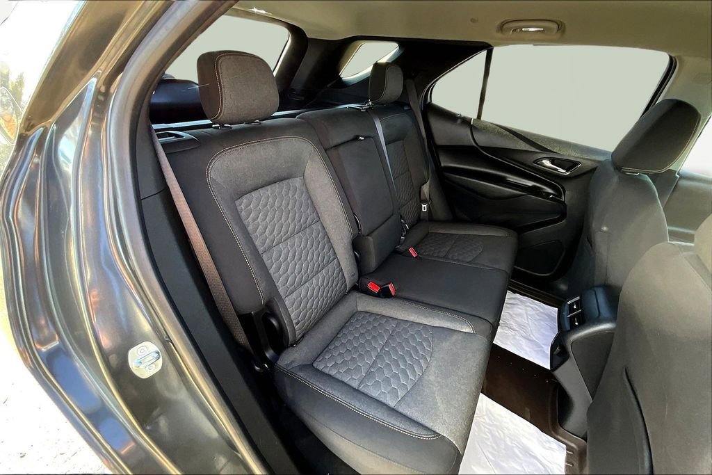 Used 2018 Chevrolet Equinox LT w/ LPO, Blackout Package image 29