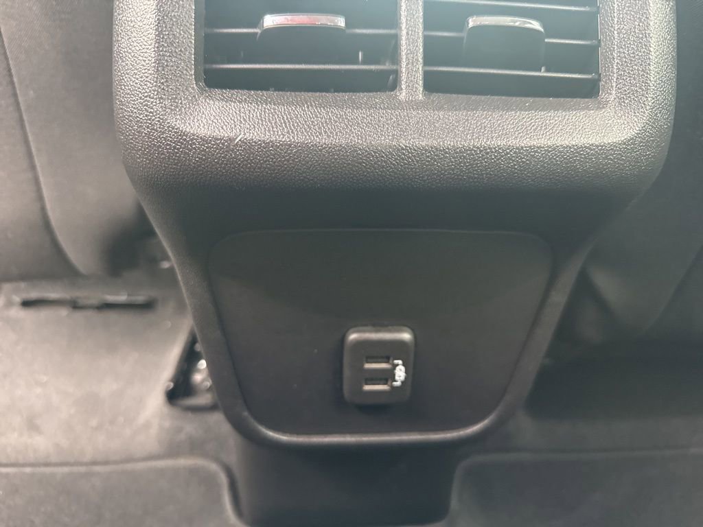 Used 2024 Chevrolet Equinox LT image 24