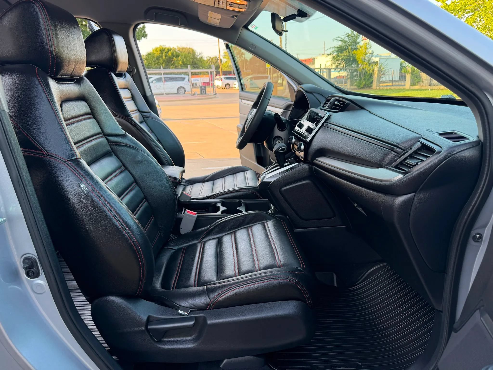 Used 2018 Honda CR-V LX image 31