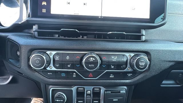 Used 2025 Jeep Wrangler Unlimited Sport S 4xe AWD/4WD image 22