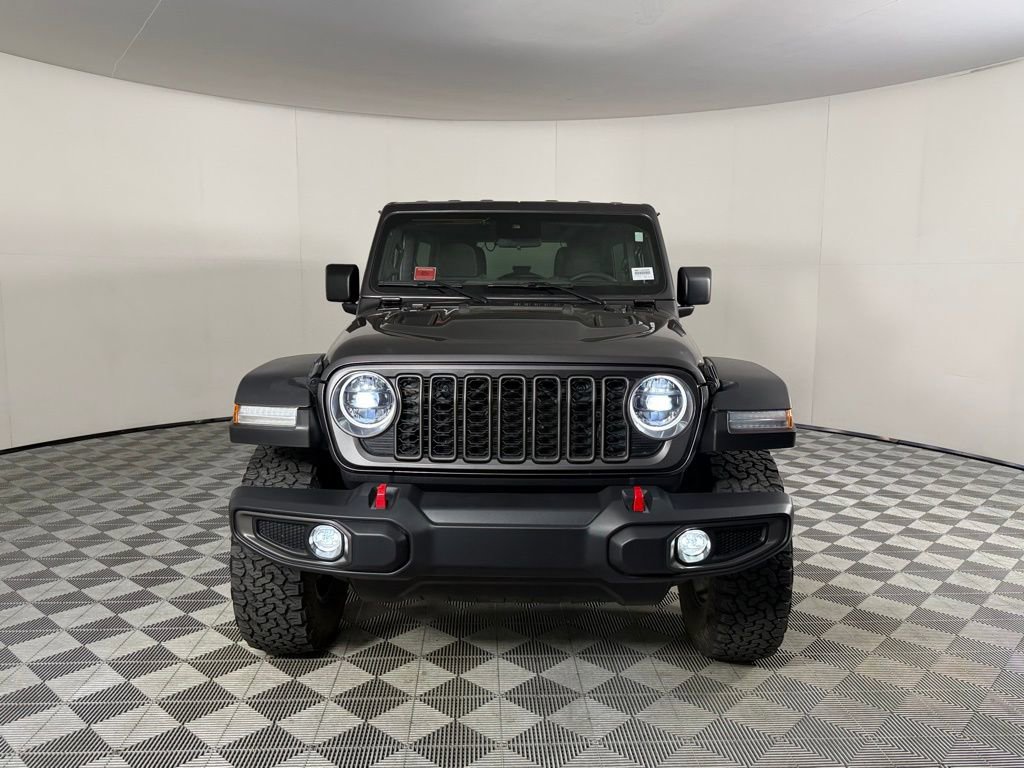 Used 2025 Jeep Wrangler Unlimited Rubicon AWD/4WD image 10