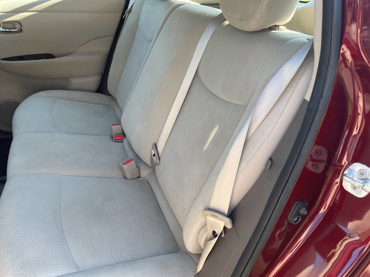 Used 2016 Nissan Leaf SV image 17