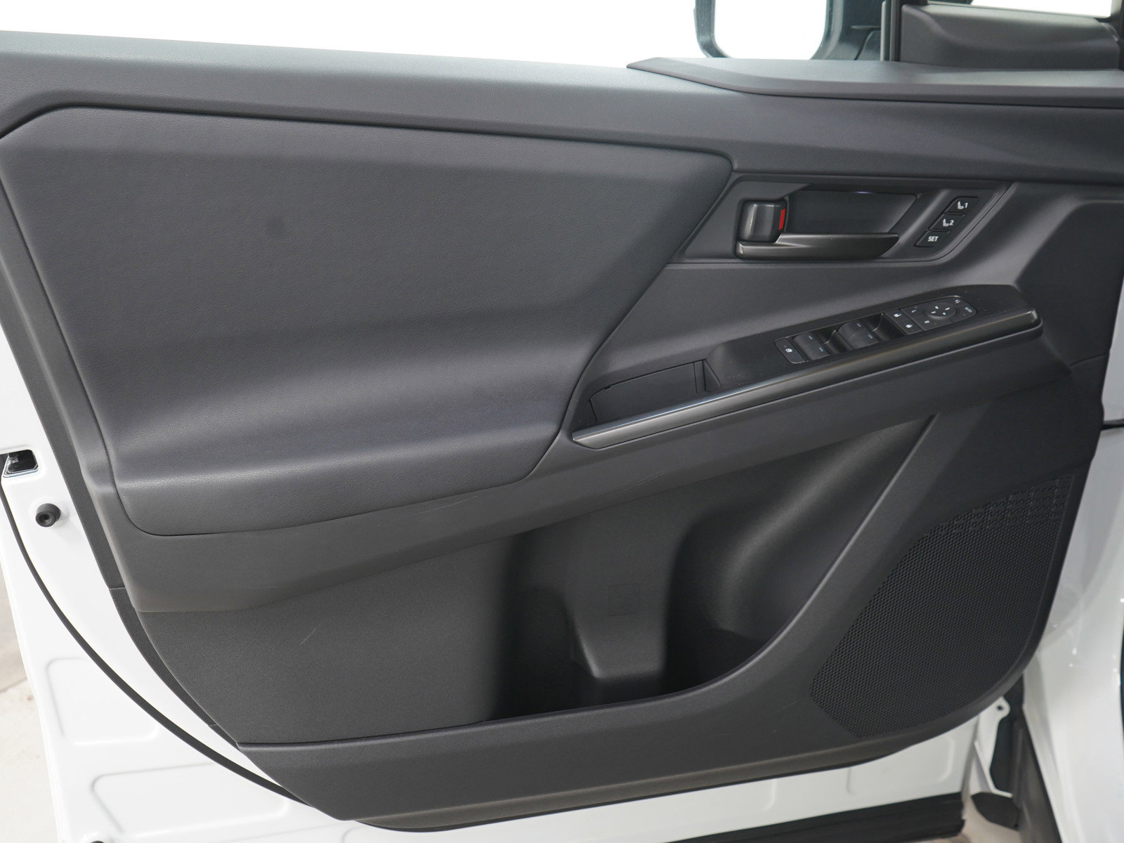 Used 2026 Toyota bZ AWD/4WD image 22