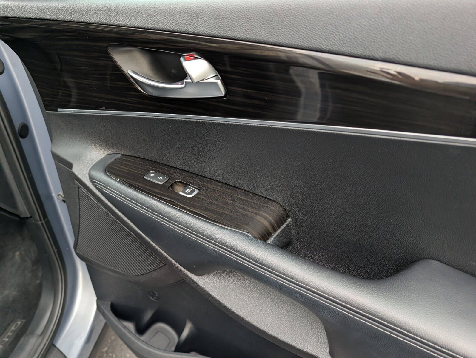 Used 2019 Kia Sorento AWD w/ LX Convenience Package image 25
