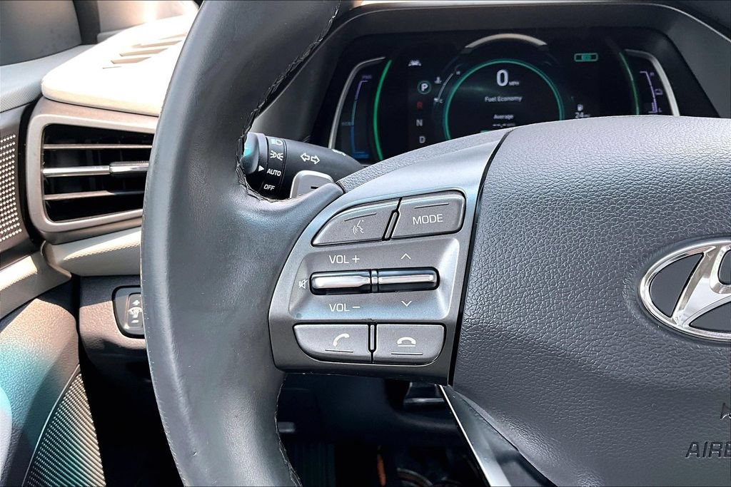 Used 2020 Hyundai Ioniq SEL FWD image 18