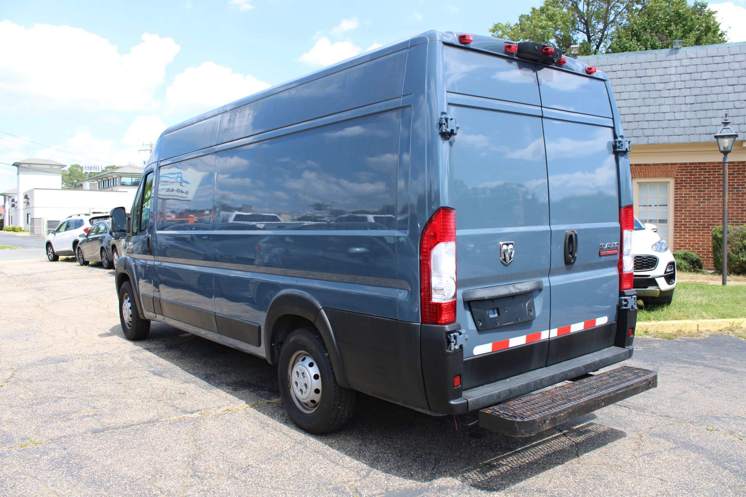 Used 2020 RAM ProMaster 3500 FWD image 4