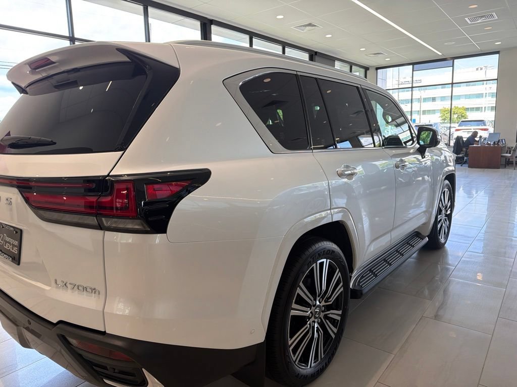 New 2026 Lexus LX 700h Luxury AWD/4WD image 3