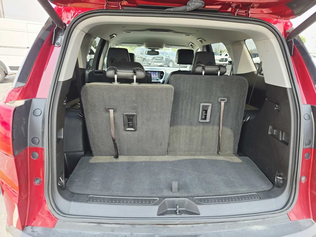 Used 2019 GMC Acadia SLT FWD image 14