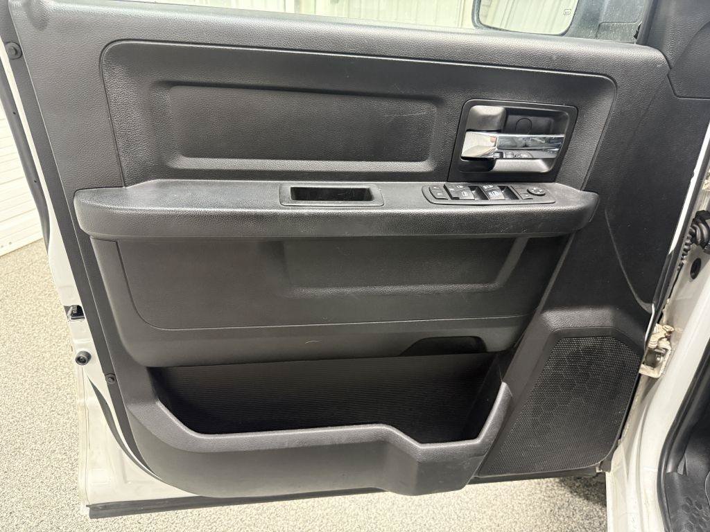 Used 2019 RAM 1500 Tradesman w/ Chrome Plus Package AWD/4WD image 23