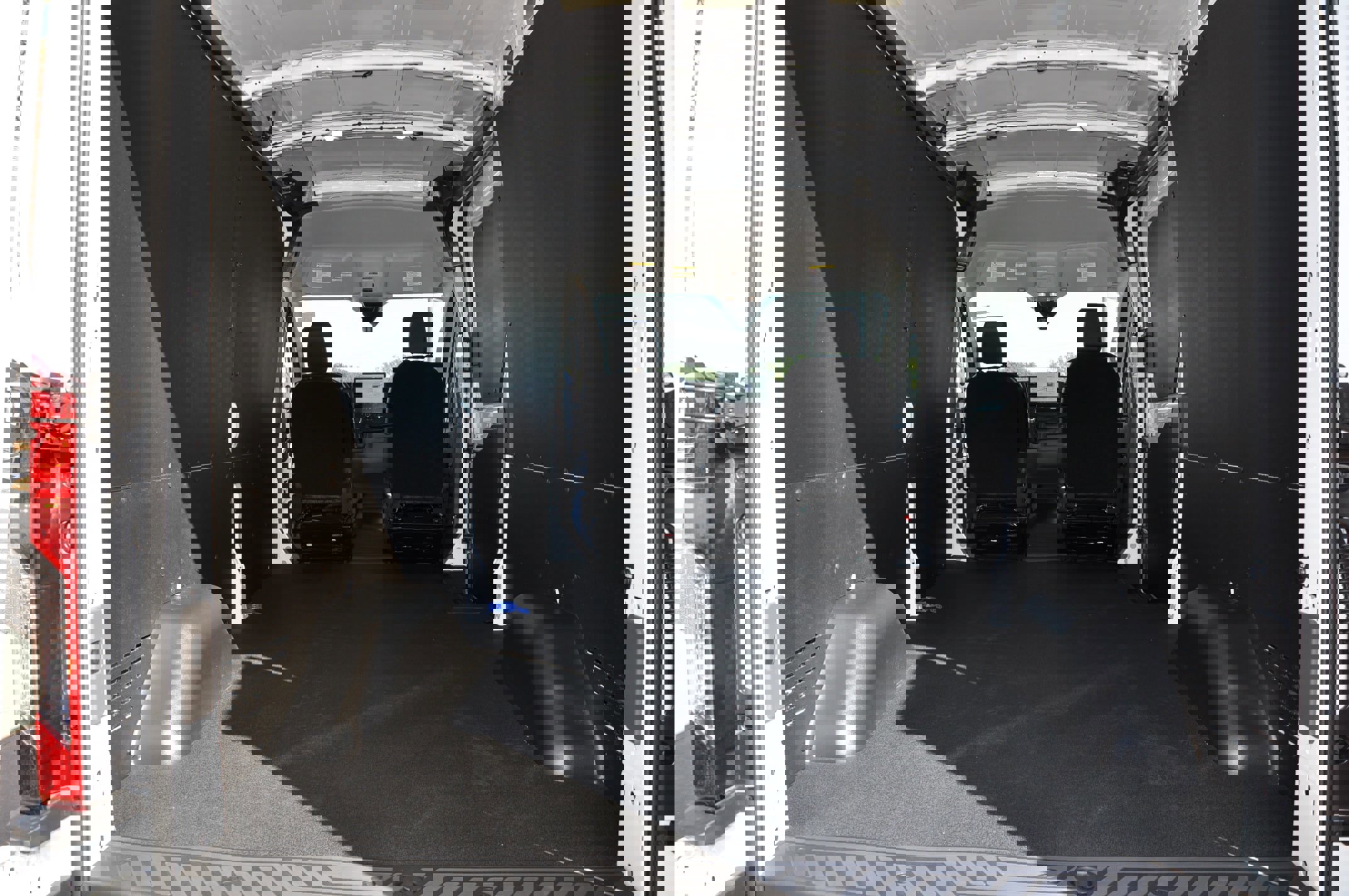 New 2026 Ford Transit 250 148 Medium Roof w/ Load Area Protection Package image 5