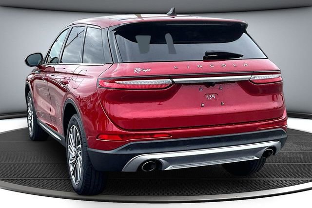 Used 2025 Lincoln Corsair Reserve AWD/4WD image 4