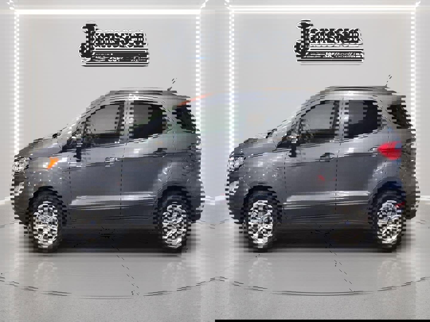 Used 2021 Ford EcoSport SE image 2