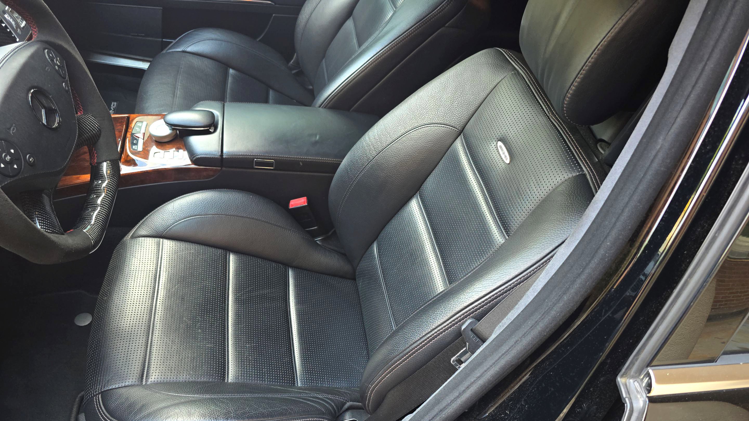 Used 2013 Mercedes-Benz S 63 AMG image 36