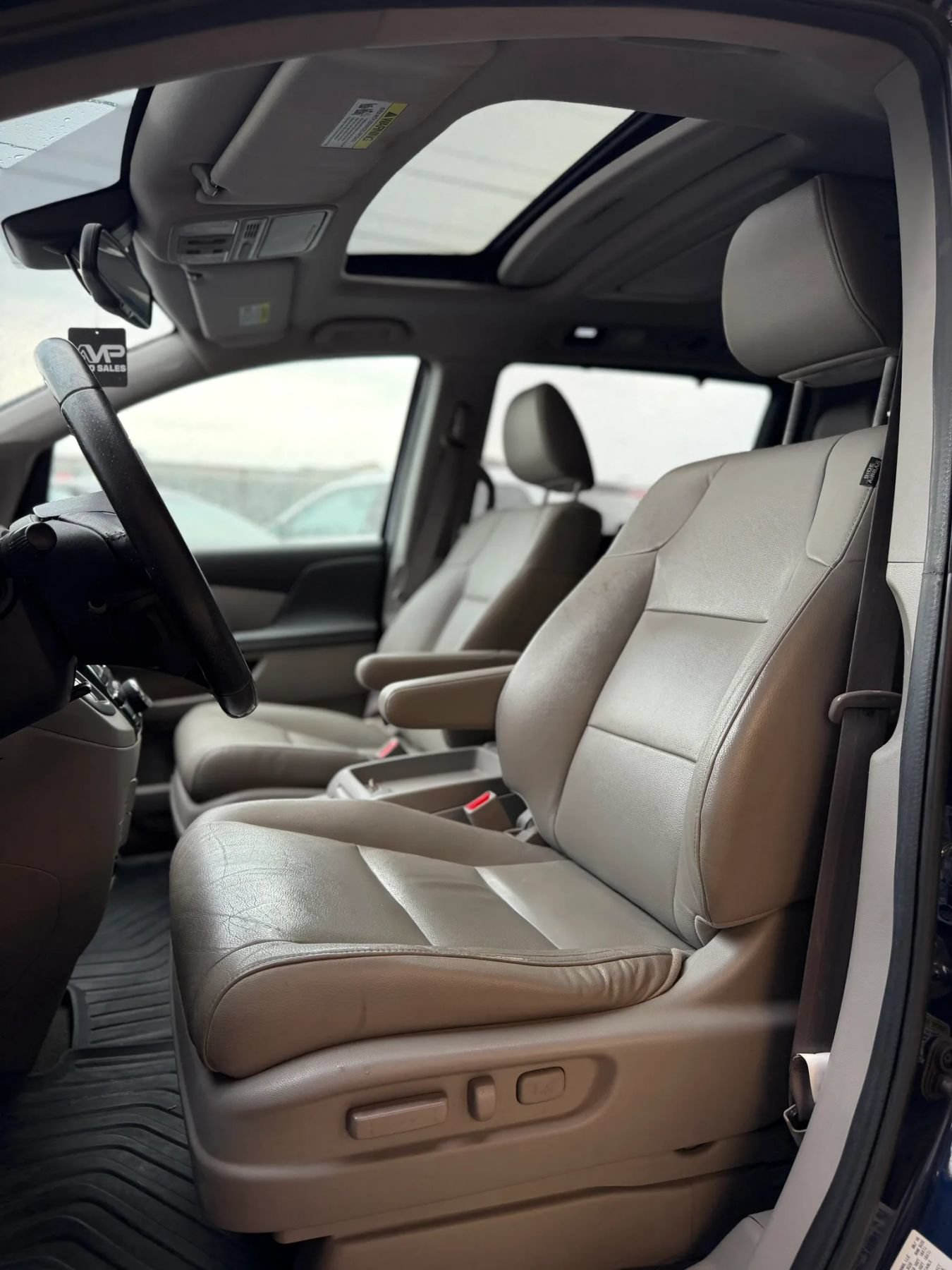 Used 2016 Honda Odyssey Touring image 6