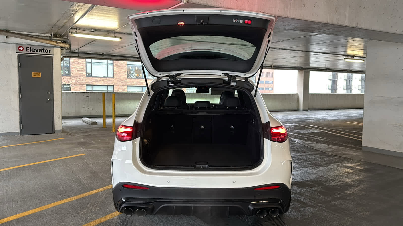 New 2026 Mercedes-Benz GLC 43 AMG 4MATIC image 8