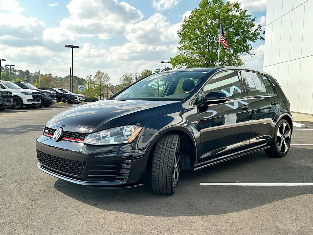 Used 2017 Volkswagen GTI S image 2
