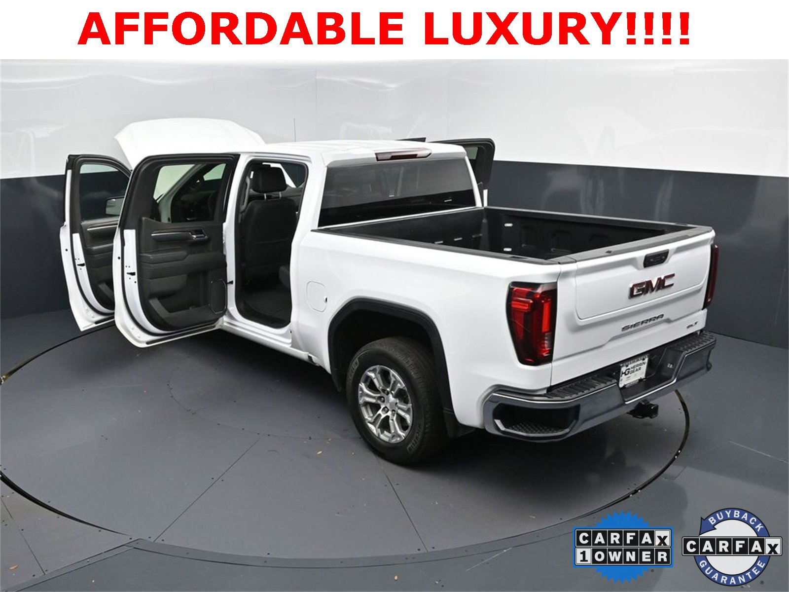 Used 2025 GMC Sierra 1500 SLT image 2