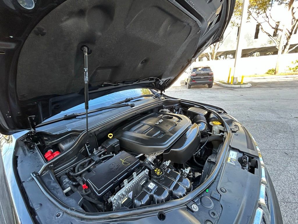 Used 2017 Jeep Grand Cherokee Limited w/ Luxury Group II image 27