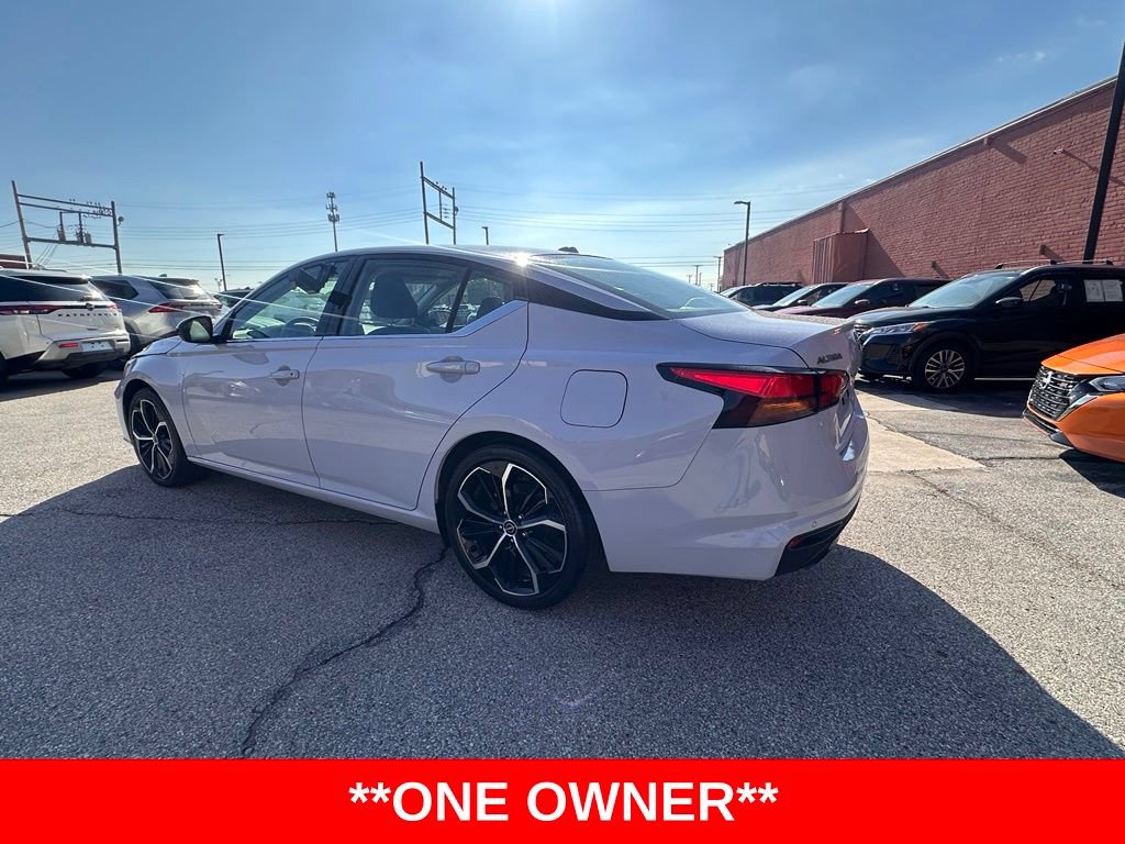Certified 2025 Nissan Altima 2.5 SR FWD image 3