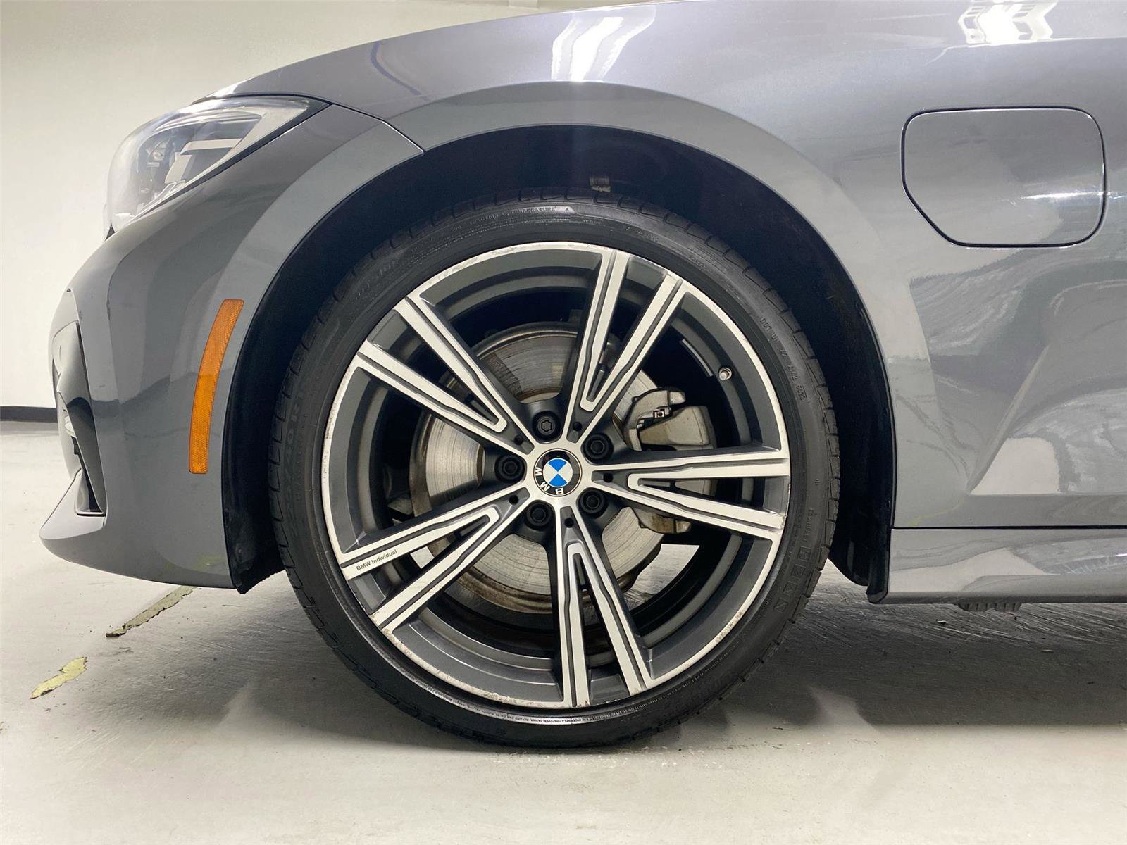 Used 2021 BMW 330e xDrive w/ M Sport Package image 23