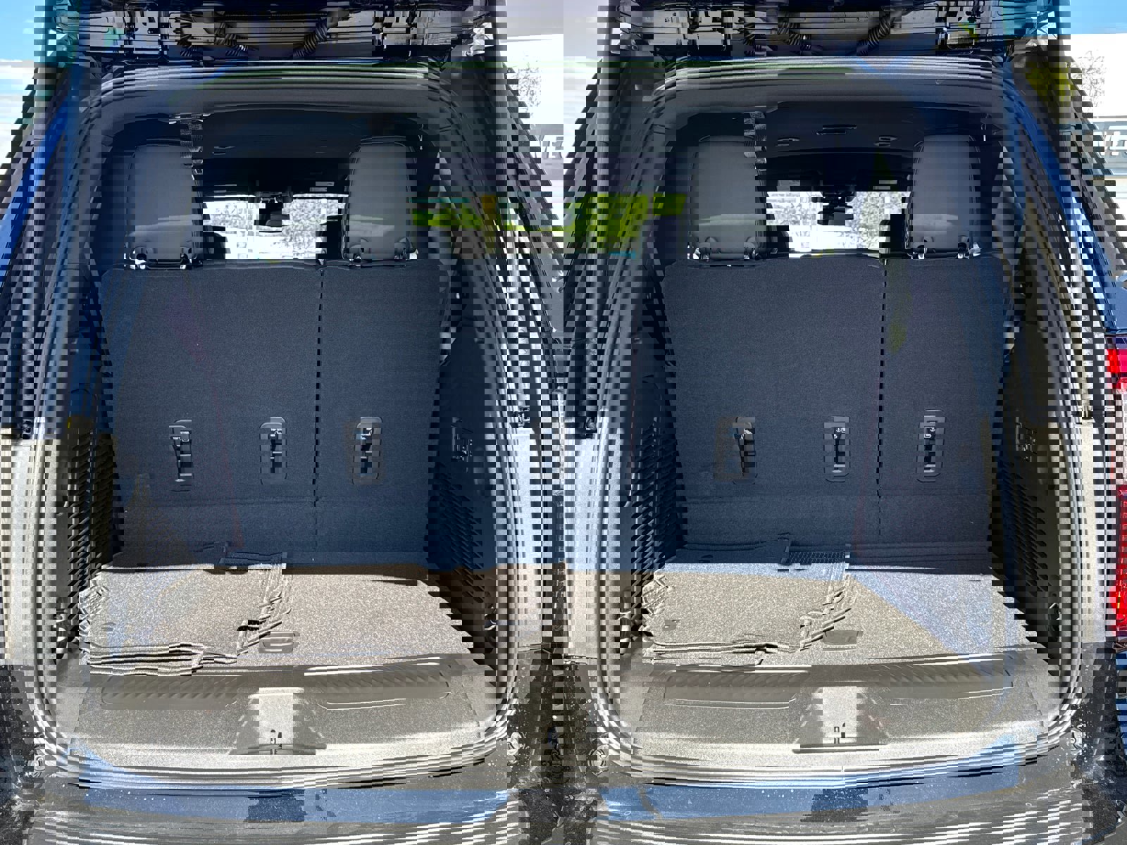 Used 2026 GMC Yukon Elevation image 9