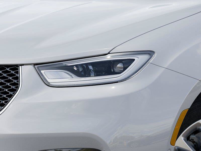 New 2026 Chrysler Pacifica Select AWD/4WD image 10