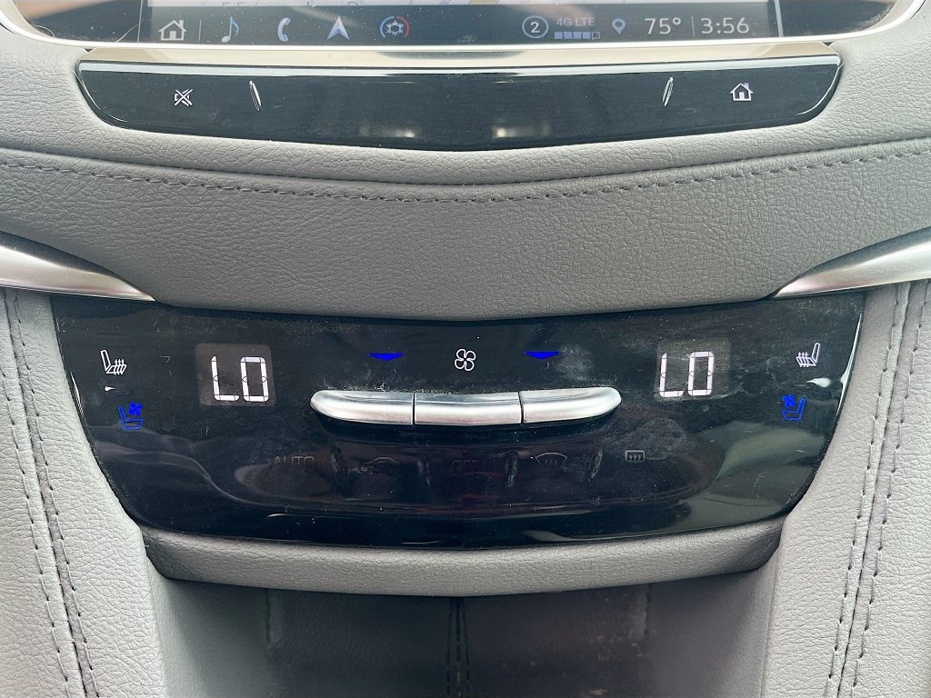 Used 2024 Cadillac XT5 Premium Luxury w/ Technology Package FWD image 21