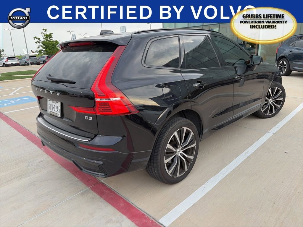 Used 2023 Volvo XC60 B5 Ultimate w/ Protection Package Premier image 5