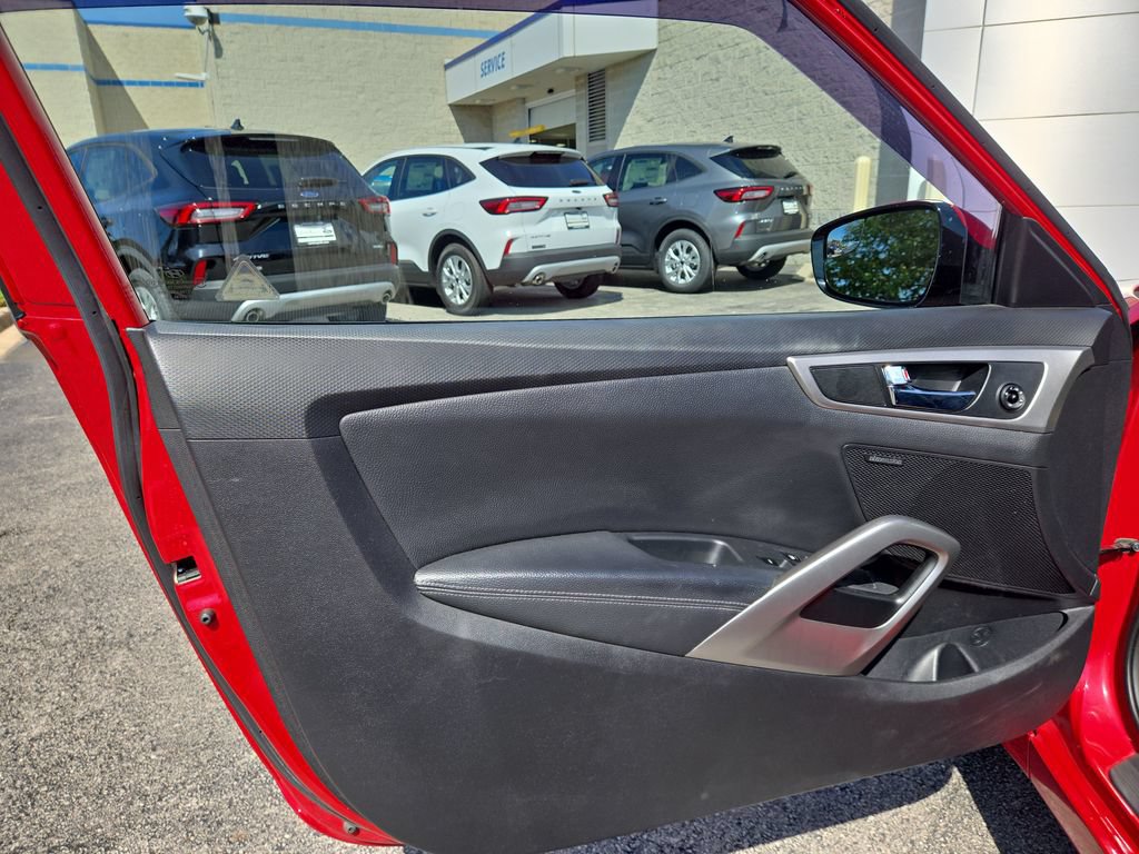 Used 2015 Hyundai Veloster w/ Option Group 03 FWD image 14