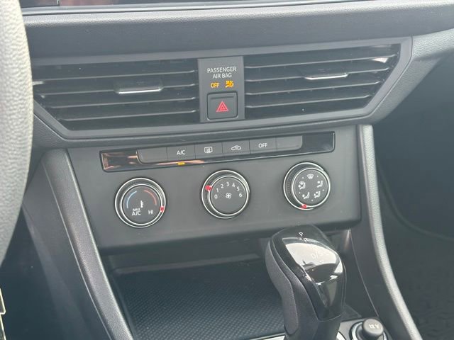 Used 2022 Volkswagen Jetta S image 10