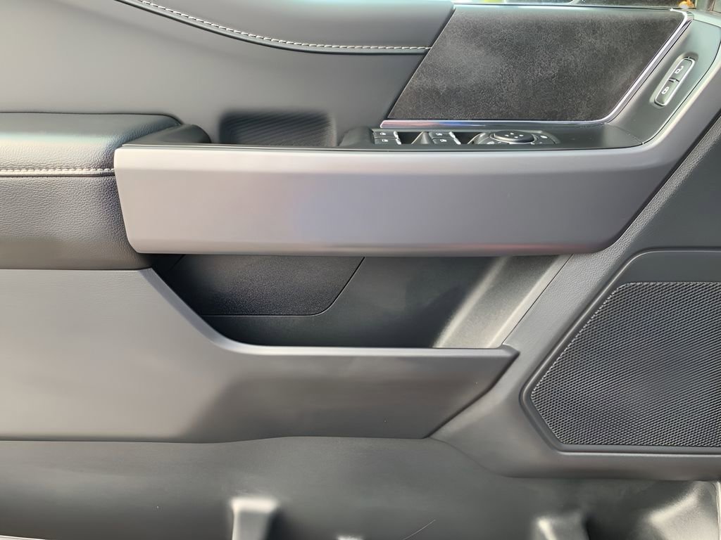 Used 2025 Ford F150 XLT w/ Equipment Group 301A Standard image 11