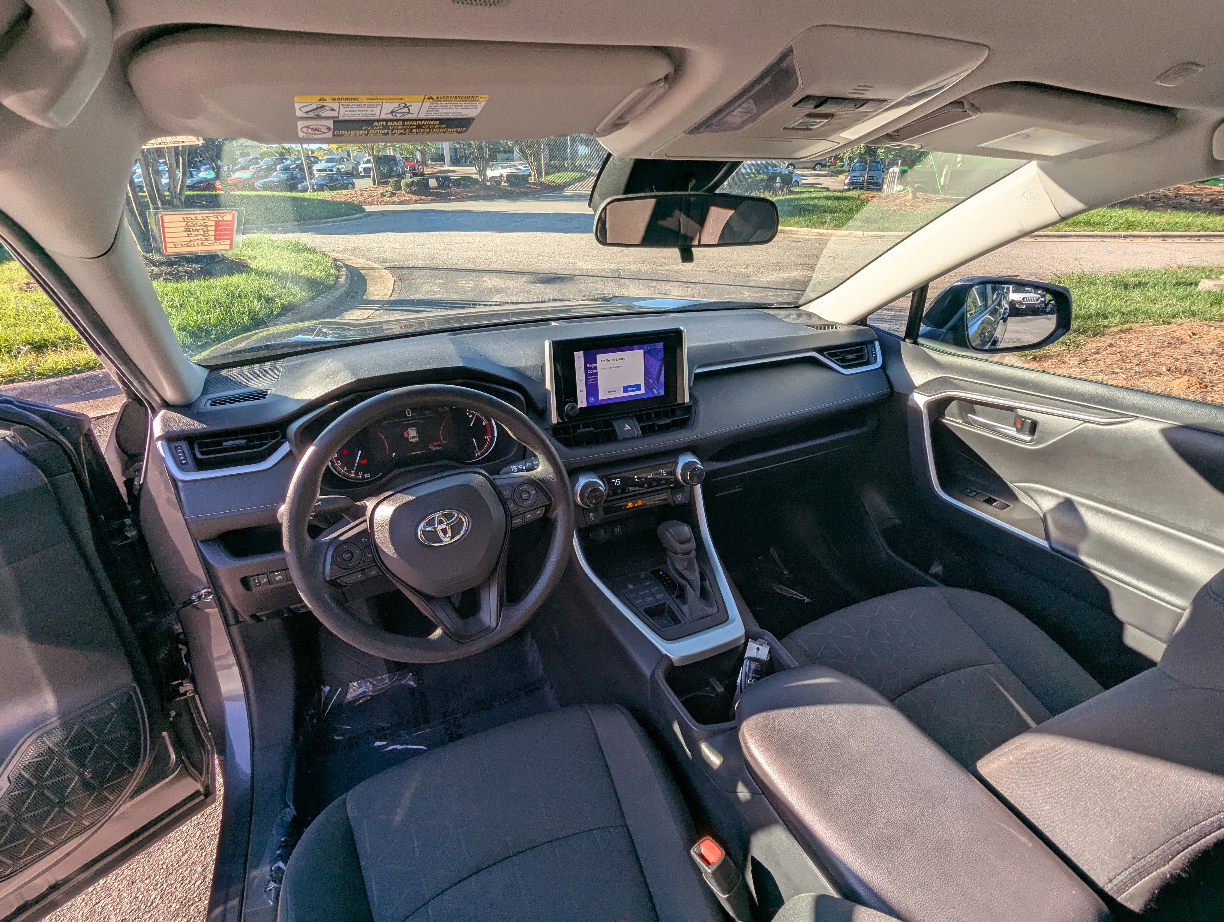 Used 2023 Toyota RAV4 XLE image 12