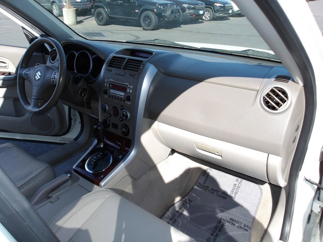 Used 2008 Suzuki Grand Vitara Luxury AWD/4WD image 13