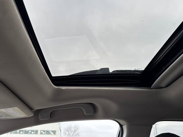 Used 2022 Subaru Outback Premium image 14