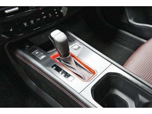 New 2027 Nissan Kicks SR w/ SR Premium Package FWD image 27