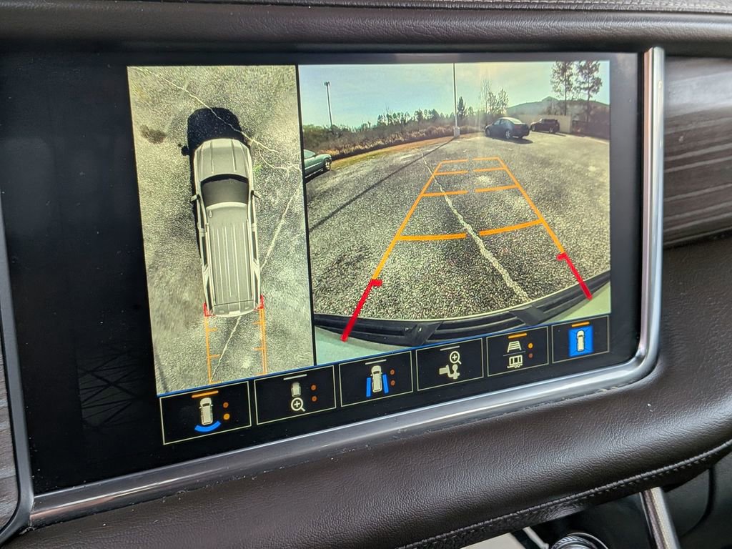 Used 2024 GMC Yukon Denali w/ LPO, Floor Liner Package image 27