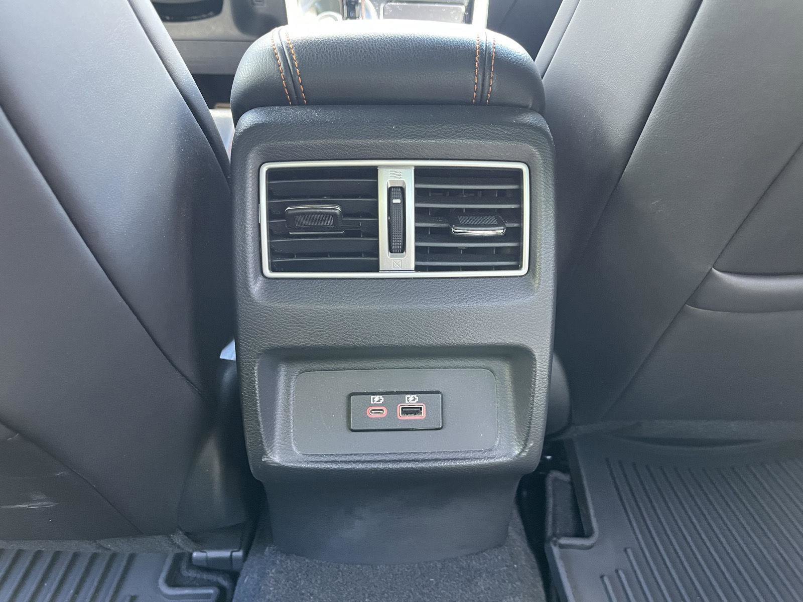 Used 2023 Nissan Maxima SR w/ Sport Mat Group FWD image 17