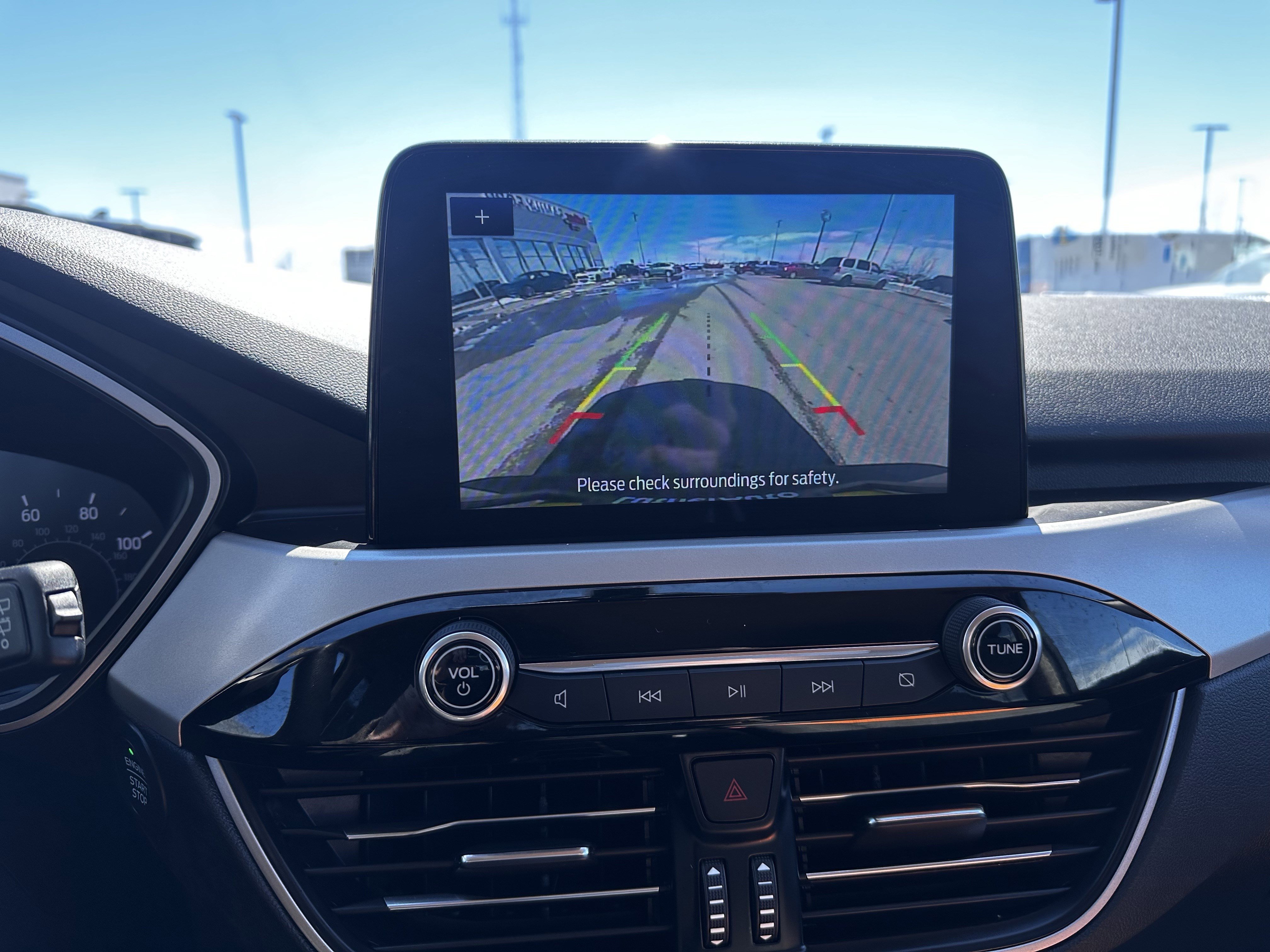 Used 2020 Ford Escape SE image 23