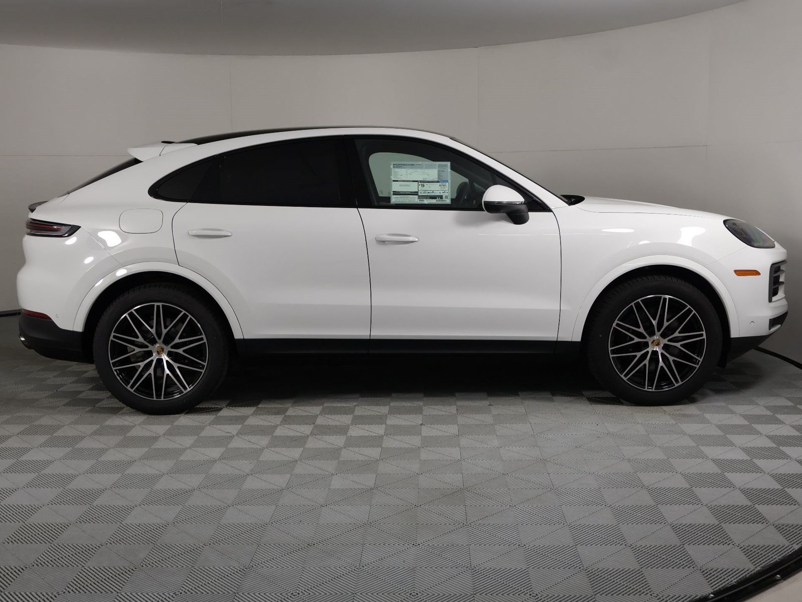 New 2026 Porsche Cayenne Coupe AWD/4WD image 8
