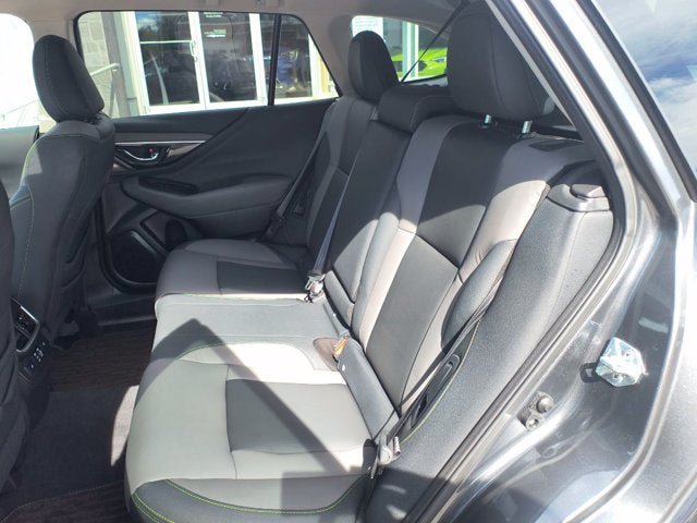Certified 2024 Subaru Outback Onyx Edition XT AWD/4WD image 10
