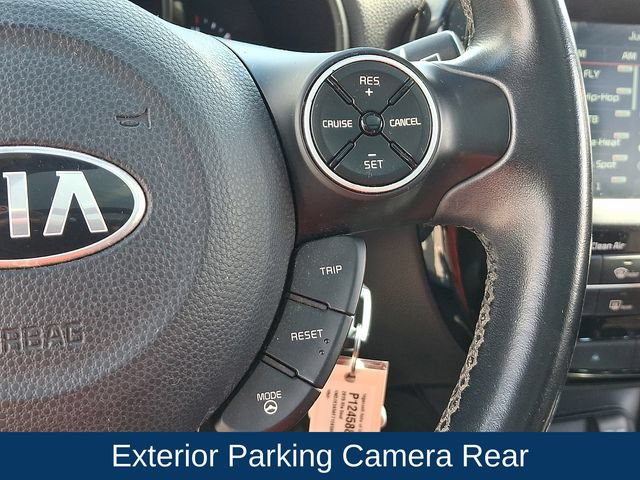 Used 2015 Kia Soul ! w/ Sun & Sound Package FWD image 8