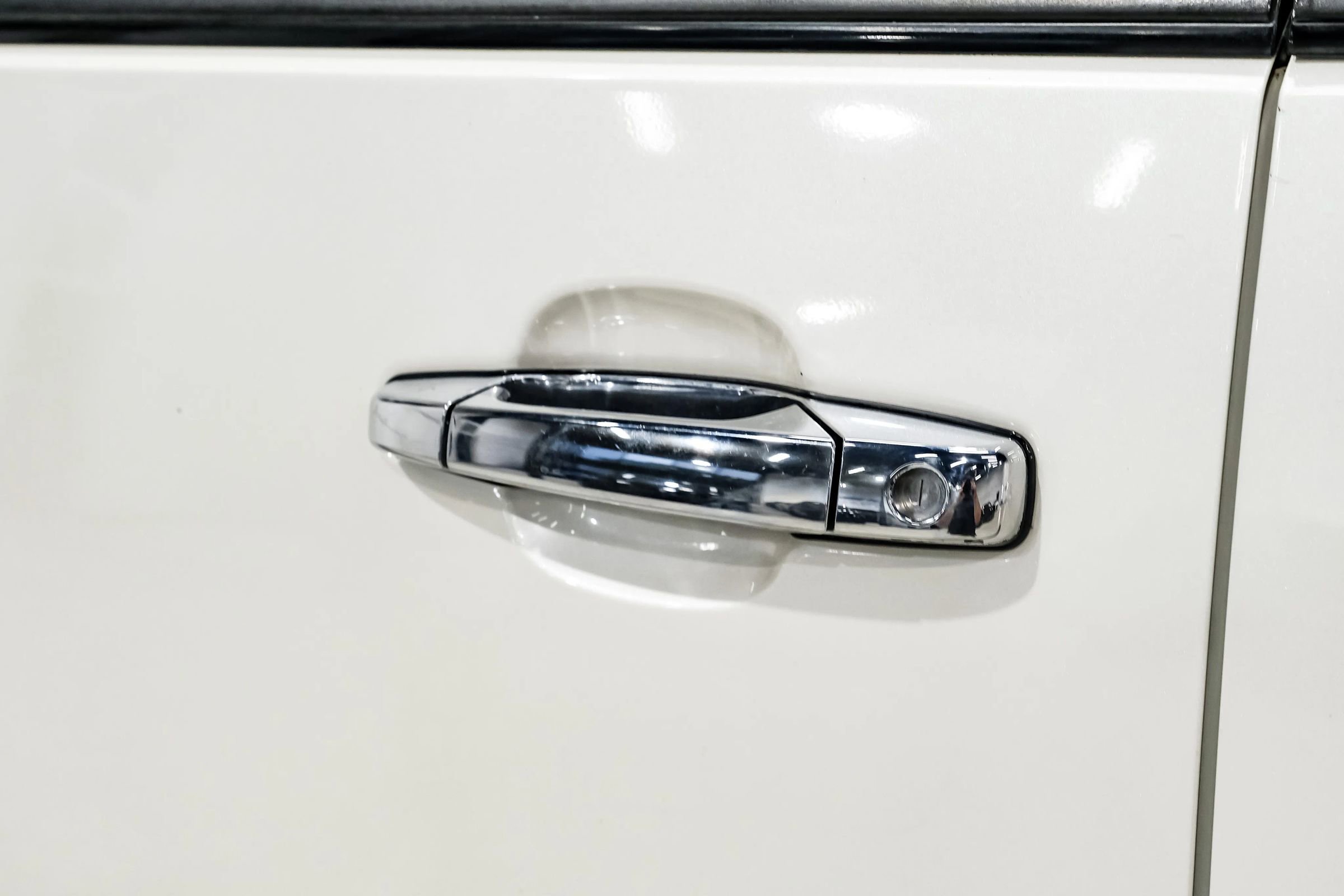 Used 2013 Cadillac Escalade EXT Premium AWD/4WD image 42