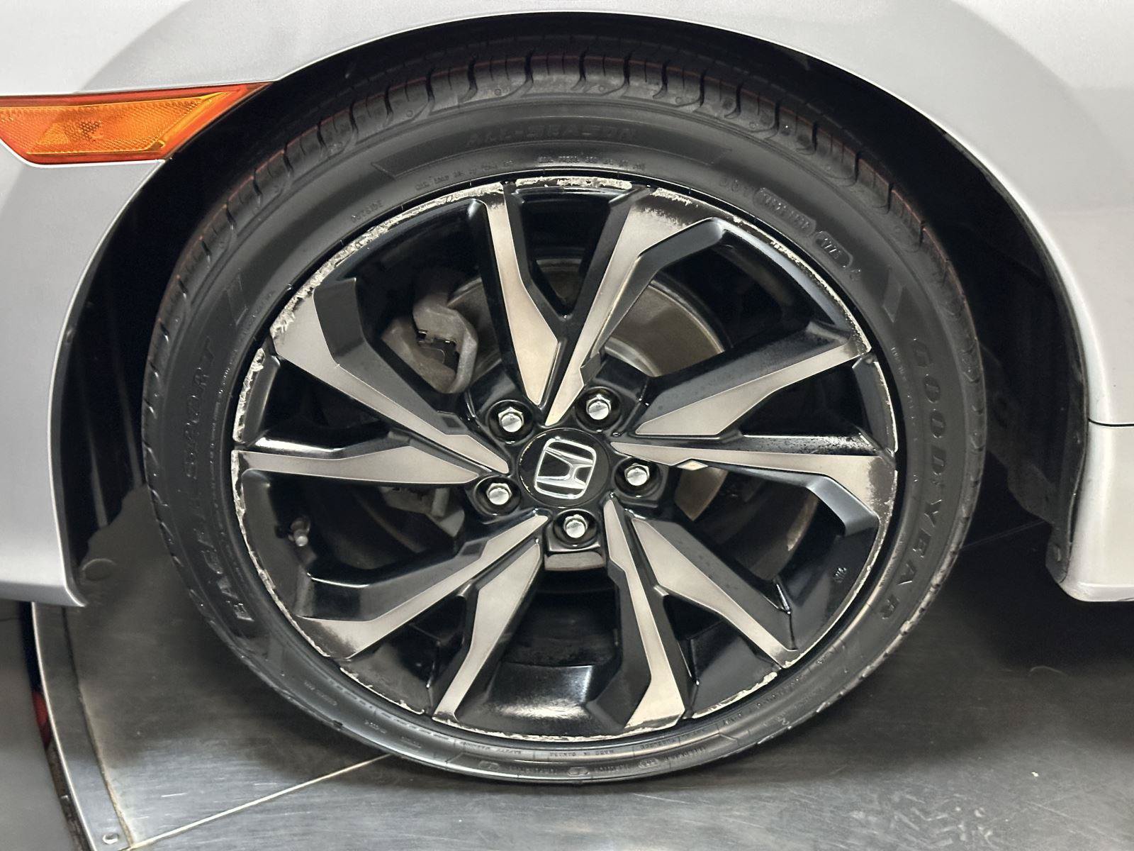 Used 2019 Honda Civic Sport image 18