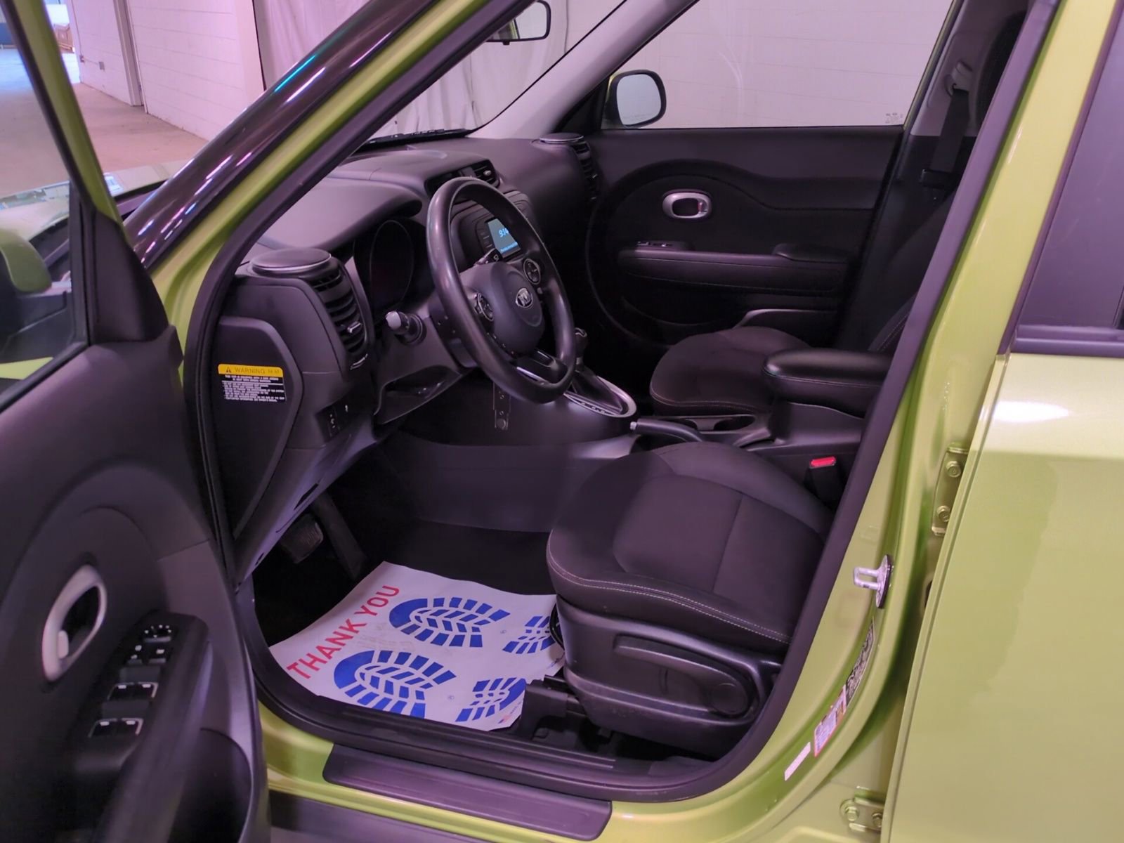 Used 2018 Kia Soul Base image 16