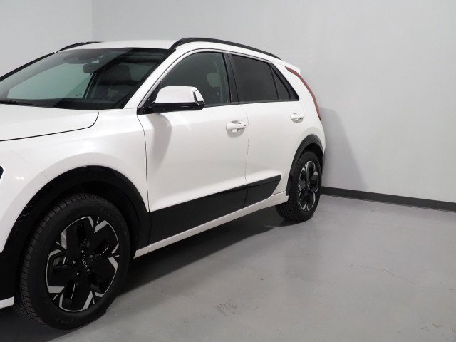 Used 2023 Kia Niro Wind image 49