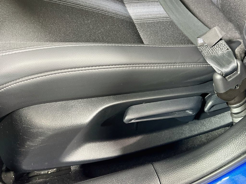 Used 2023 Honda Civic Sport image 17